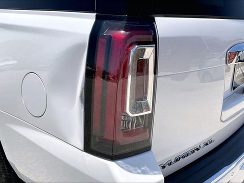 Used 2019 GMC Yukon XL Denali w/ Denali Ultimate Package RWD image 29