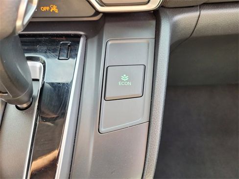 Used 2017 Honda CR-V EX image 31