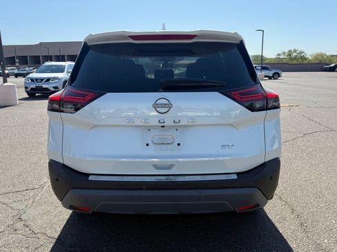 Certified 2023 Nissan Rogue SV w/ SV Premium B Package FWD image 6