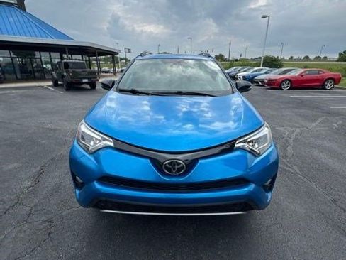 Used 2017 Toyota RAV4 SE w/ Power Special Value Package AWD/4WD image 2