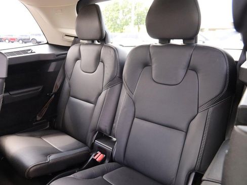Used 2023 Volvo XC90 B6 Ultimate w/ Protection Package Premier AWD/4WD image 11