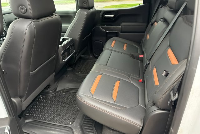 Used 2021 GMC Sierra 1500 AT4 w/ AT4 Value Package AWD/4WD image 10
