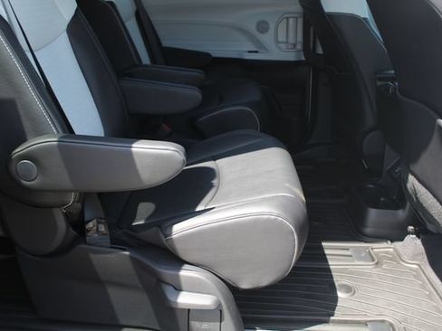 Certified 2026 Toyota Sienna XSE FWD image 27