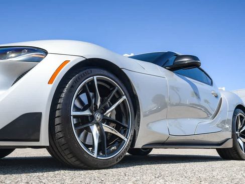 Used 2021 Toyota Supra RWD image 11