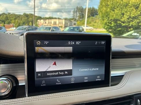 Used 2022 Lincoln Corsair AWD w/ Premium Package image 19