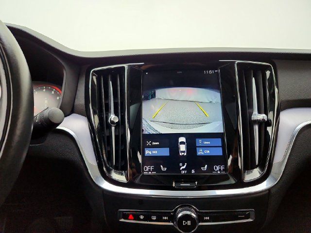 Used 2020 Volvo S60 T5 Momentum FWD image 36