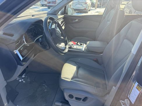 Used 2023 Audi Q7 Premium Plus w/ Premium Plus Package image 7