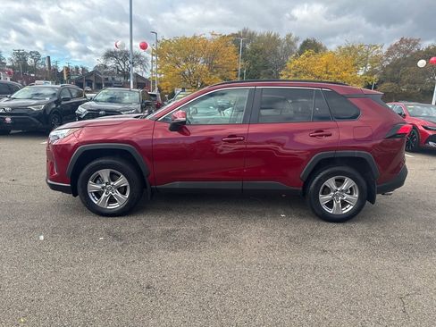 Used 2023 Toyota RAV4 XLE image 4