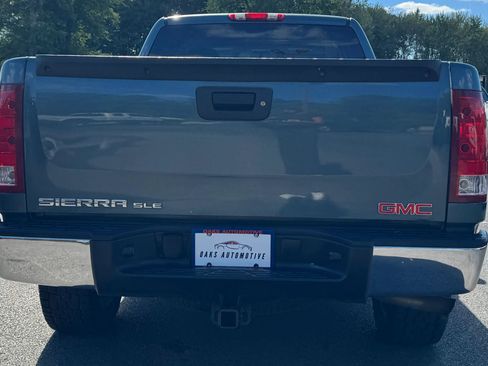 Used 2009 GMC Sierra 1500 SLE w/ Pro Grade Package AWD/4WD image 6