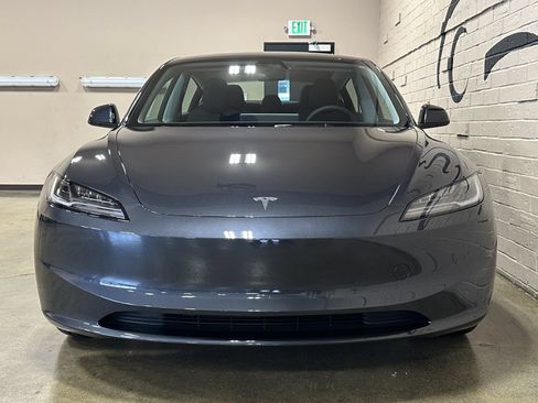 Used 2025 Tesla Model 3 Long Range RWD image 12