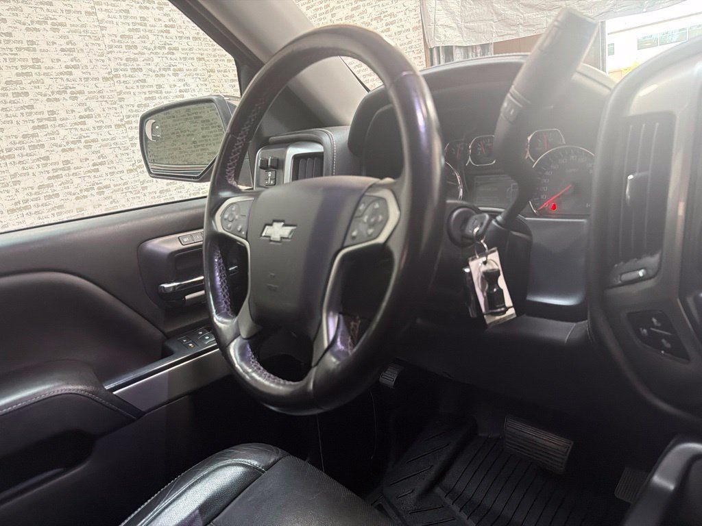 Used 2018 Chevrolet Silverado 1500 LTZ Z71 w/ Centennial Edition AWD/4WD image 17