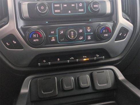 Used 2018 GMC Sierra 1500 SLE w/ SLE Value Package image 18