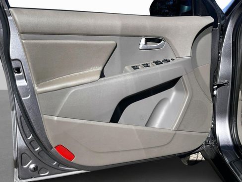 Used 2016 Kia Sportage EX w/ EX Premium Package image 17