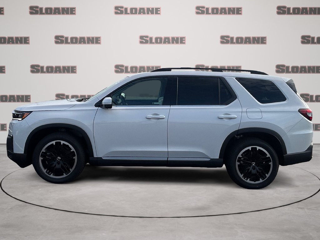 New 2026 Honda Pilot Touring image 2