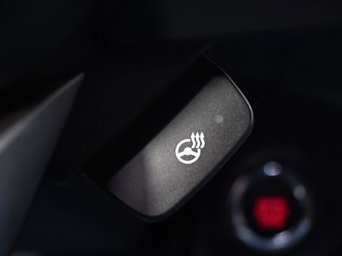 Certified 2025 Subaru Outback Limited w/ Tech Package 3 image 36