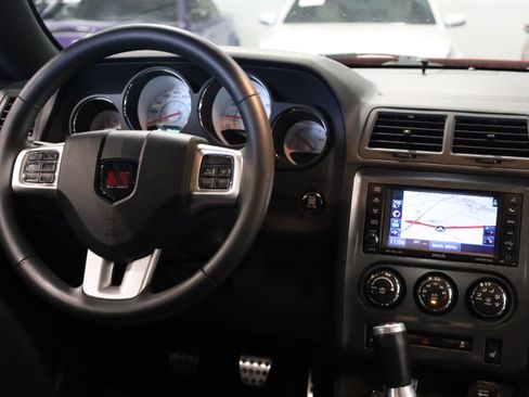 Used 2014 Dodge Challenger R/T Plus image 29