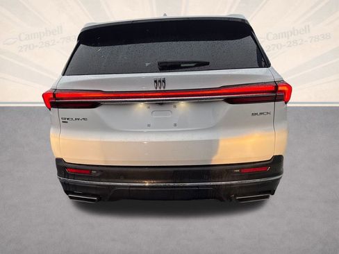 Used 2025 Buick Enclave Preferred image 4