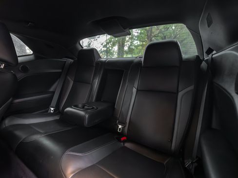 Used 2018 Dodge Challenger SXT Plus RWD image 15