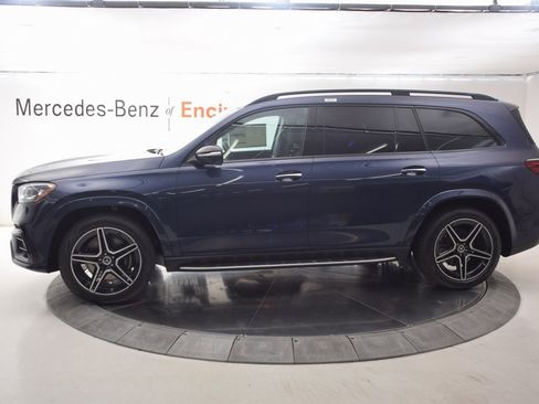 New 2026 Mercedes-Benz GLS 450 4MATIC image 3
