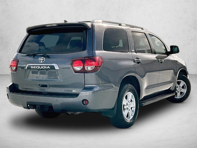 Used 2021 Toyota Sequoia SR5 w/ Premium Package RWD image 2