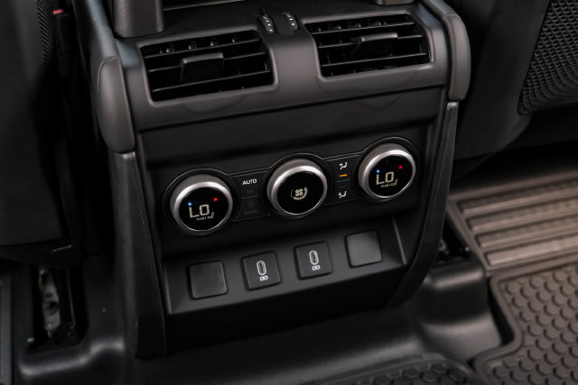 New 2026 Land Rover Defender 110 X AWD/4WD image 42