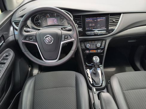 Used 2022 Buick Encore Preferred w/ Safety Package FWD image 28