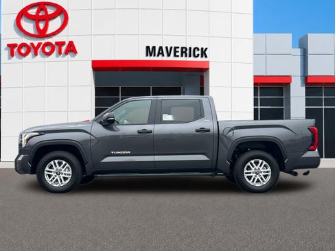 New 2026 Toyota Tundra SR5 w/ SR5 Convenience Package RWD image 2