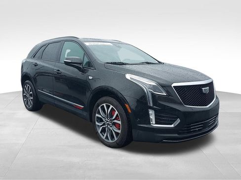 Used 2024 Cadillac XT5 Sportv w/ LPO, Red Accent Package AWD/4WD image 2
