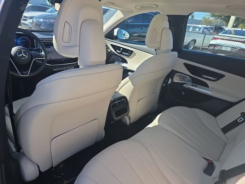 Used 2024 Mercedes-Benz E 450 E 450 image 12