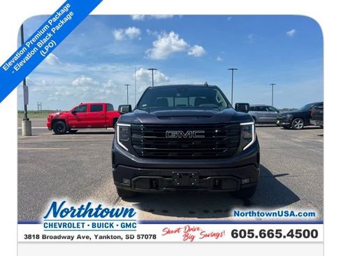 Used 2022 GMC Sierra 1500 Elevation w/ Elevation Premium Package AWD/4WD image 3