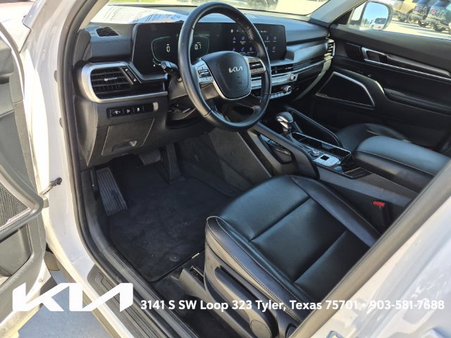 Certified 2024 Kia Telluride LX FWD image 18