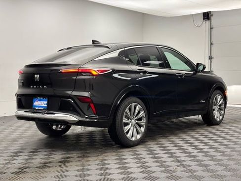 New 2026 Buick Envista Avenir image 8