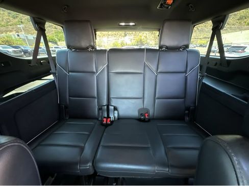 Used 2021 Cadillac Escalade ESV Sport w/ Driver Assist Tech Package AWD/4WD image 18