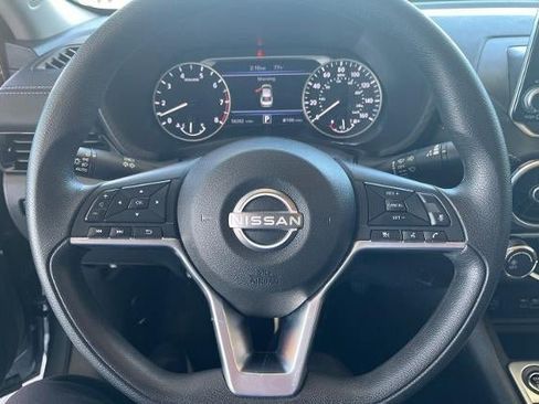 Used 2024 Nissan Sentra SV FWD image 32