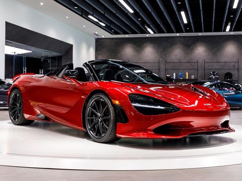 New 2027 McLaren 750S Spider RWD image 40