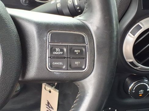 Used 2015 Jeep Wrangler Sahara AWD/4WD image 13