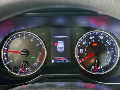 Used 2020 Toyota RAV4 LE image 19