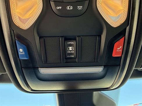 Used 2025 RAM 1500 Big Horn image 23