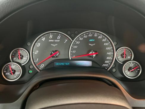 Used 2007 Chevrolet Corvette Coupe w/ Preferred Equipment Group RWD image 9
