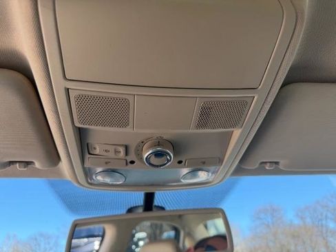 Used 2013 Volkswagen Passat TDI SE image 26