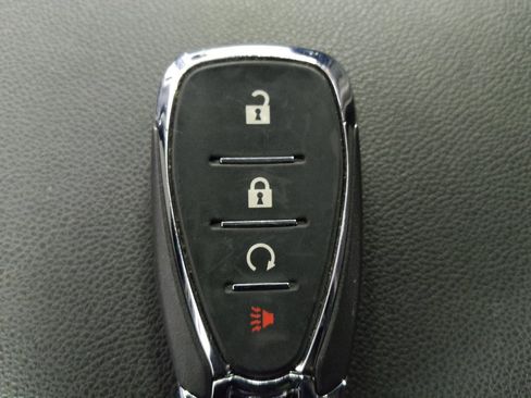 Used 2021 Chevrolet TrailBlazer LT w/ Convenience Package FWD image 32