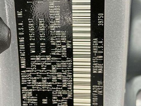 Certified 2024 Toyota Corolla Cross LE image 23