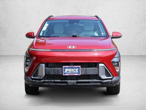 Used 2024 Hyundai Kona SEL AWD/4WD image 2