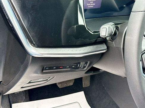 Used 2025 Jeep Wagoneer S Limited image 11