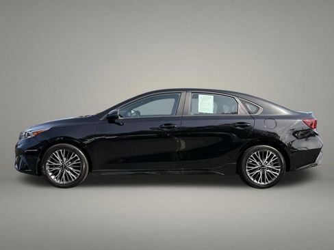 Used 2022 Kia Forte GT-Line image 2