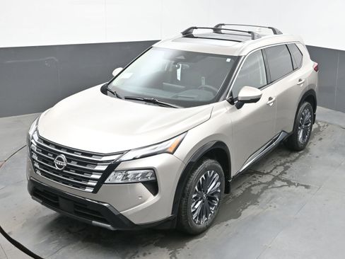 New 2026 Nissan Rogue Platinum AWD/4WD image 32