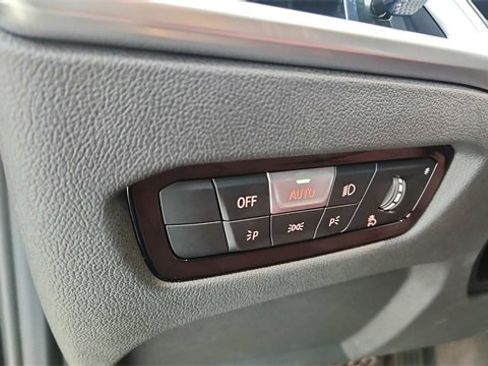 Used 2025 BMW 330i xDrive Sedan image 37
