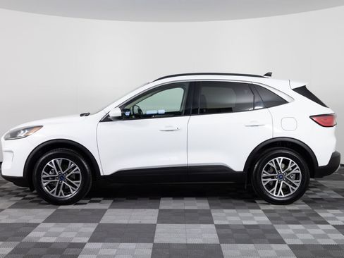 Used 2020 Ford Escape SEL AWD/4WD image 3