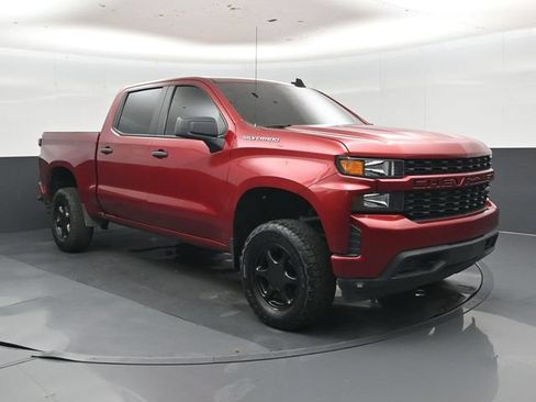Used 2022 Chevrolet Silverado 1500 Custom AWD/4WD image 1