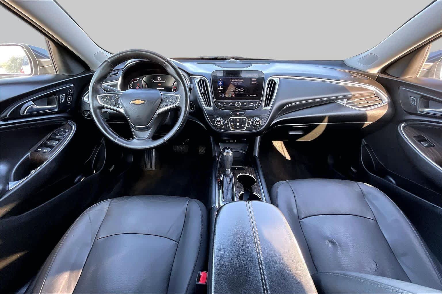 Used 2020 Chevrolet Malibu Premier FWD image 12